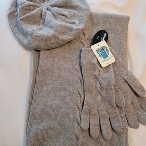 Portolano | 100% Cashmere | Grey Hat, Gloves Scarf Set | NWT